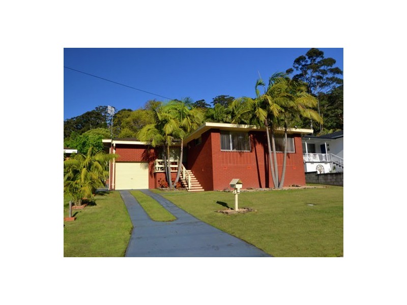 13 Ashley Avenue, Terrigal NSW 2260