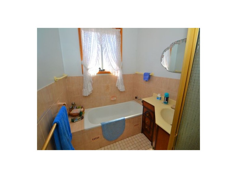 33 Summit Road, Terrigal NSW 2260