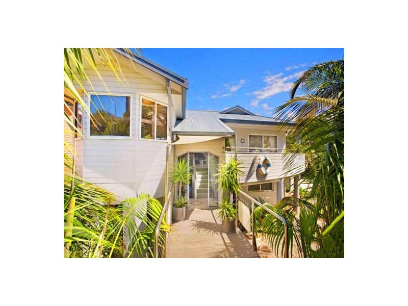 1 View Street, North Avoca NSW 2260