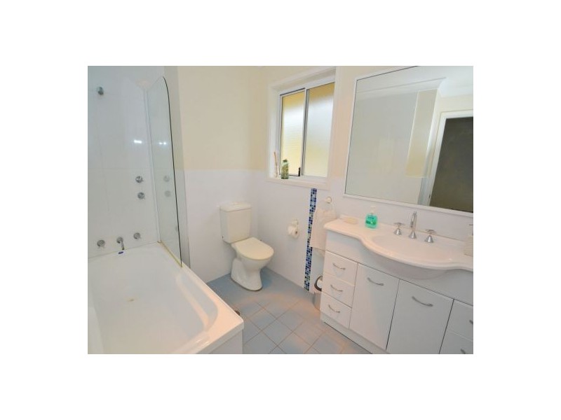 1/185 Bateau Bay Road, Bateau Bay NSW 2261