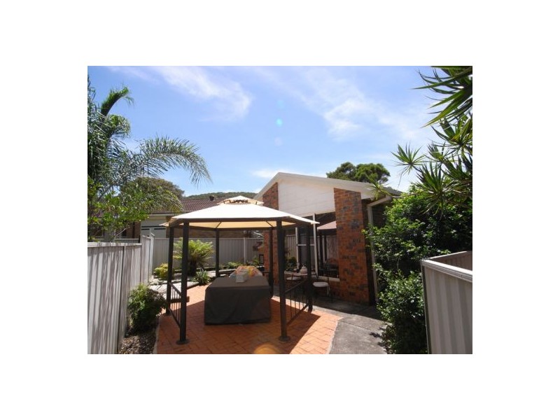 2/49 Wairakei Rd, Wamberal NSW 2260