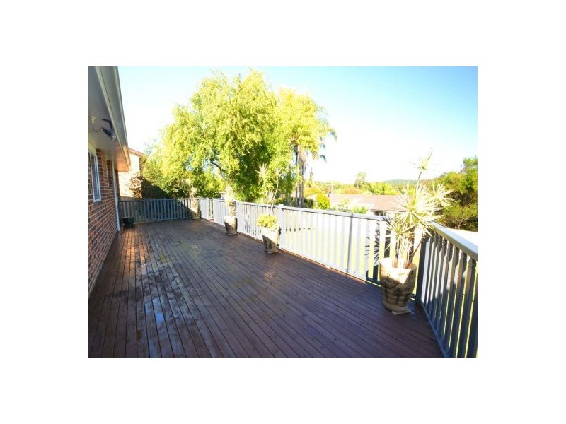 24 Arakoon Street, Kincumber NSW 2251