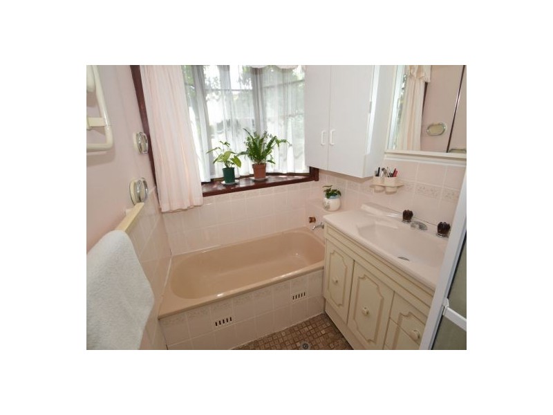 16 Carrela Parade, Kincumber South NSW 2251