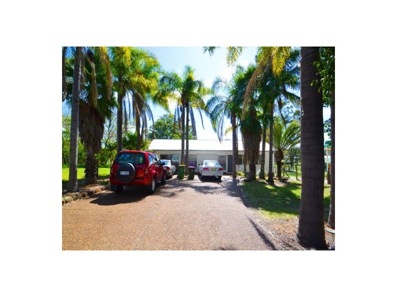 85 Wahroonga Rd, Kanwal NSW 2259