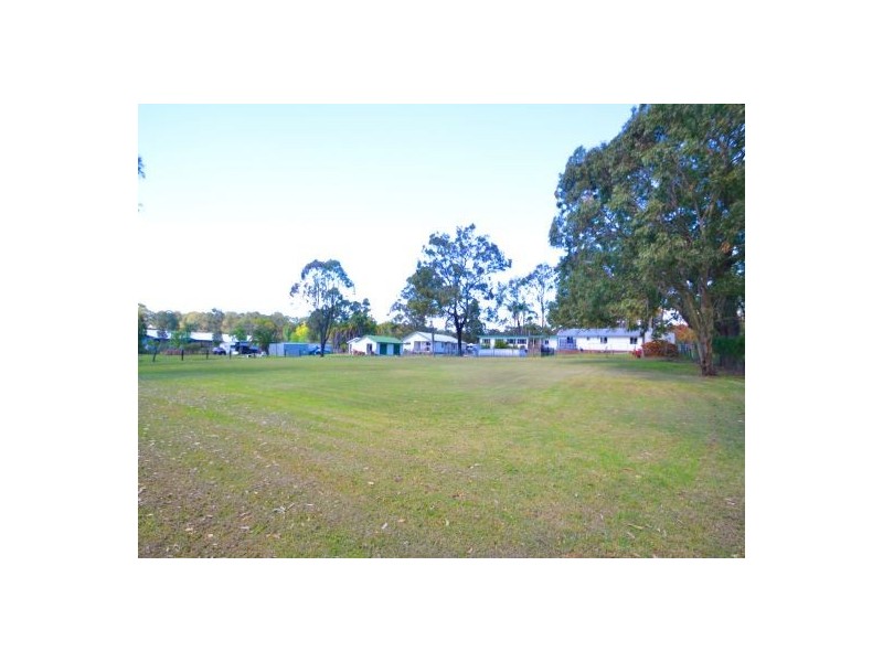 85 Wahroonga Rd, Kanwal NSW 2259