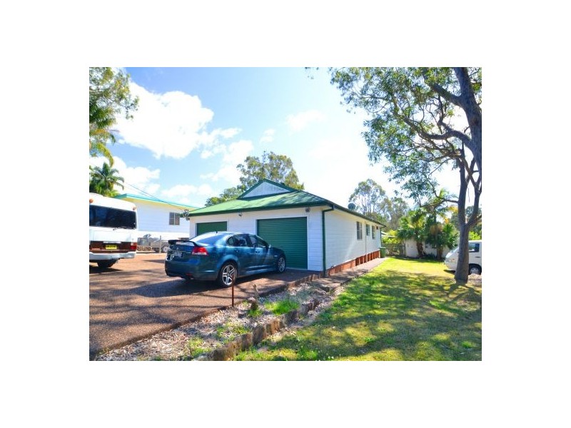 85 Wahroonga Rd, Kanwal NSW 2259