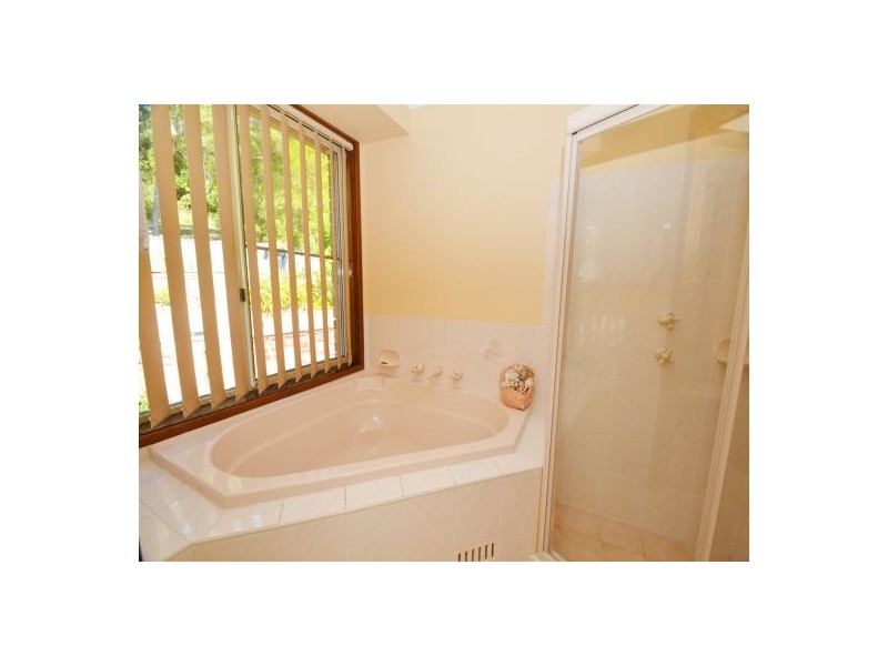 3 Yellow Book Close, Terrigal NSW 2260