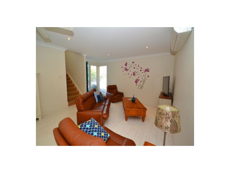 2/71 Havenview Road, Terrigal NSW 2260