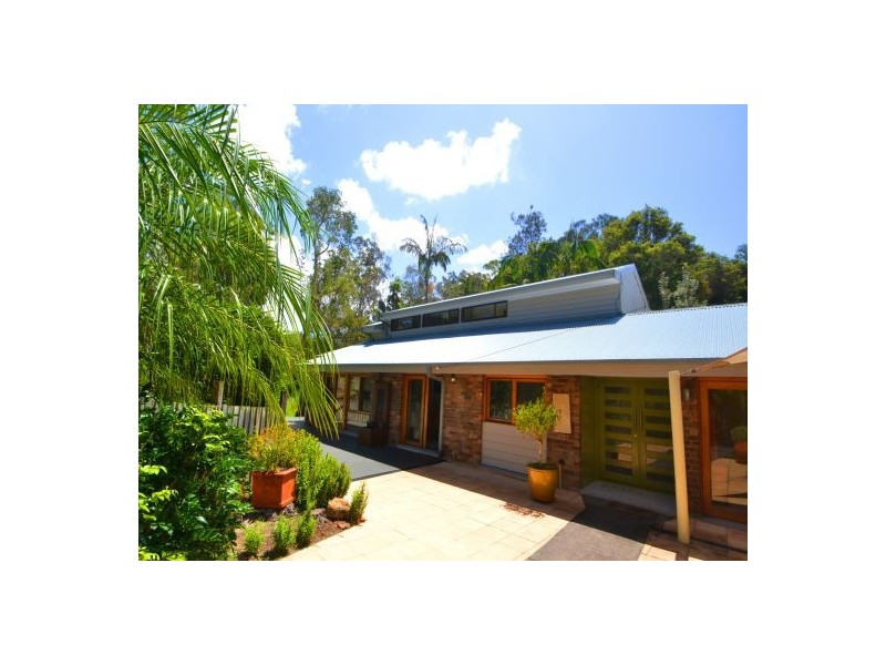 10 Mary Elizabeth Crescent, North Avoca NSW 2260