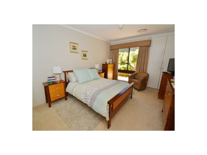 10 Mary Elizabeth Crescent, North Avoca NSW 2260