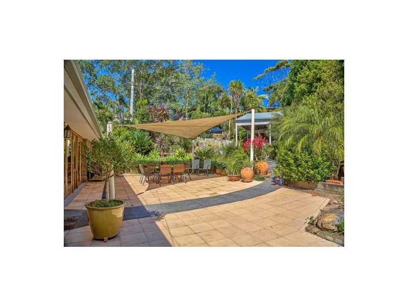 10 Mary Elizabeth Crescent, North Avoca NSW 2260