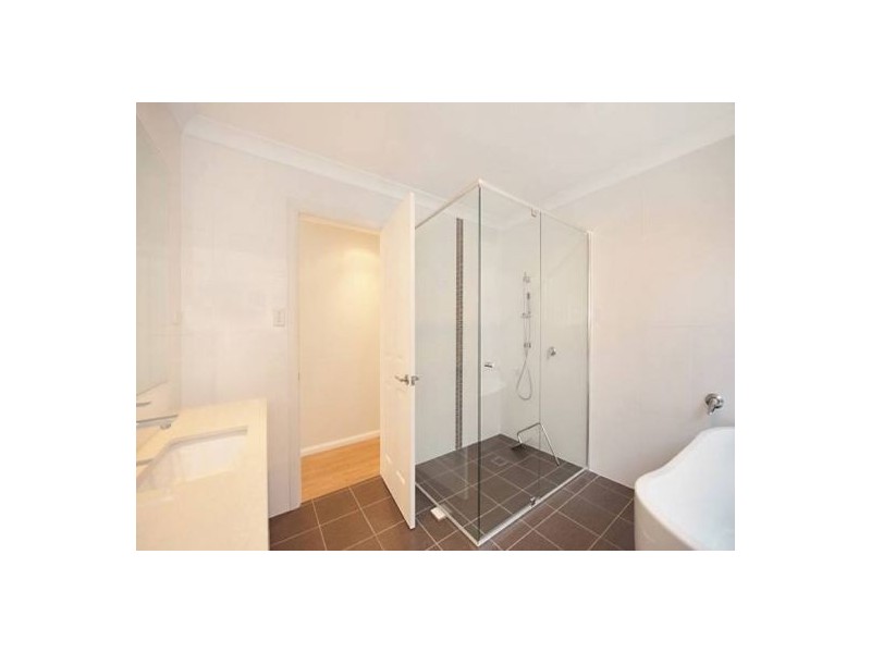 2b Tramway Road, North Avoca NSW 2260