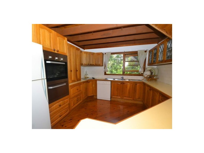 22 Duncan Road, North Avoca NSW 2260