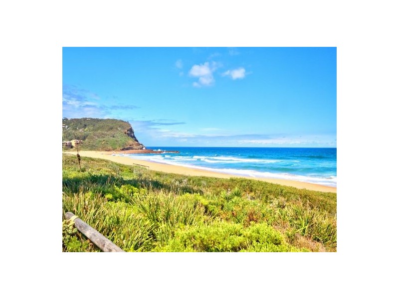 10 North Avoca Pde, North Avoca NSW 2260