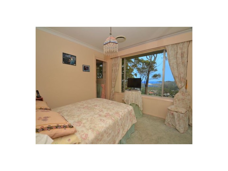 40 Reads Road, Wamberal NSW 2260