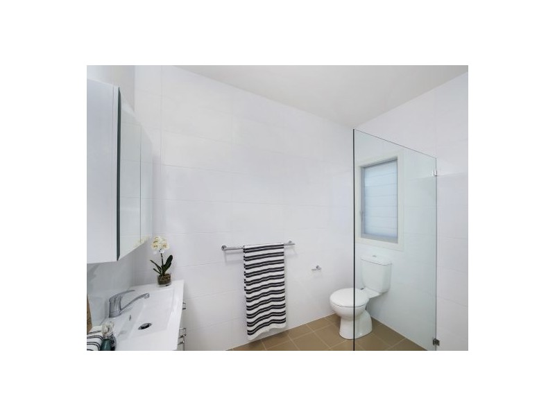 423-429 Terrigal Drive, Erina NSW 2250