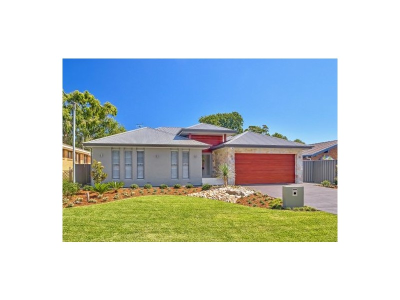 18 Loxton Avenue, Wamberal NSW 2260