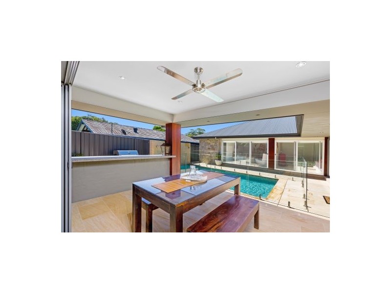 18 Loxton Avenue, Wamberal NSW 2260