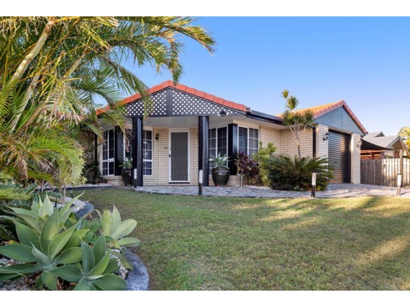 44 Honeysuckle Avenue, Kawungan QLD 4655