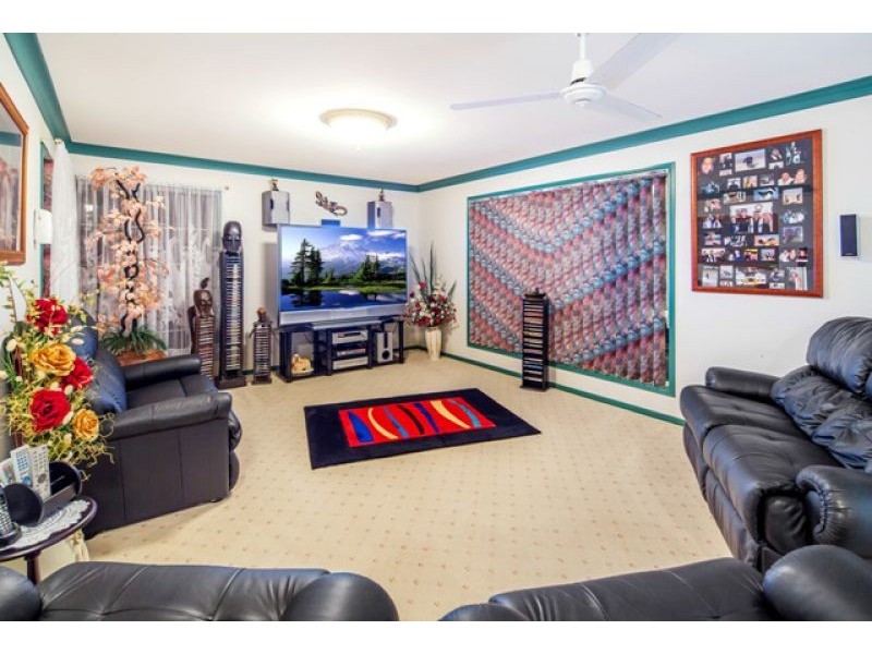 44 Honeysuckle Avenue, Kawungan QLD 4655