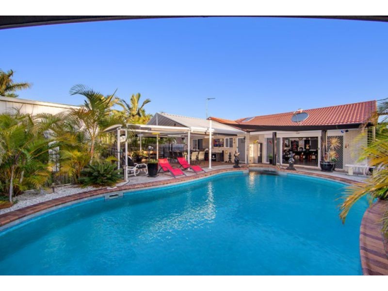 44 Honeysuckle Avenue, Kawungan QLD 4655