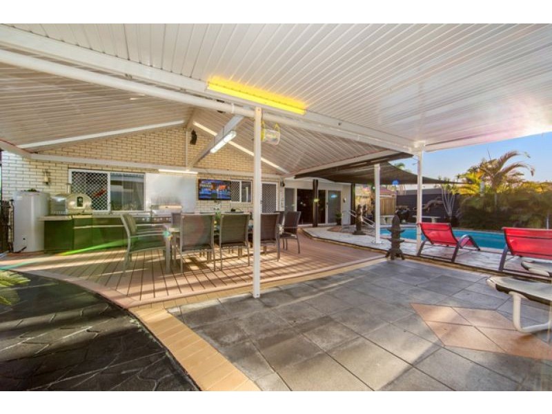 44 Honeysuckle Avenue, Kawungan QLD 4655