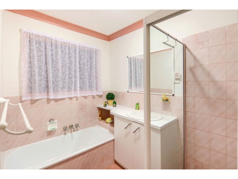 44 Honeysuckle Avenue, Kawungan QLD 4655