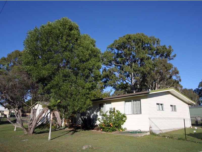 13 Neils Street, Pialba QLD 4655