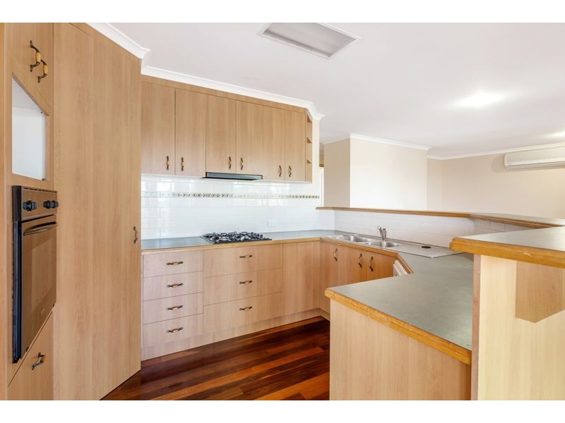 8-10 Casey Court, Dundowran Beach QLD 4655