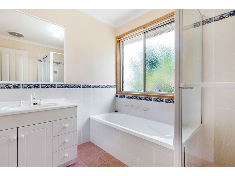 8-10 Casey Court, Dundowran Beach QLD 4655