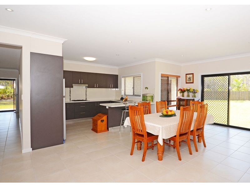 13 Heathland Avenue, Wondunna QLD 4655