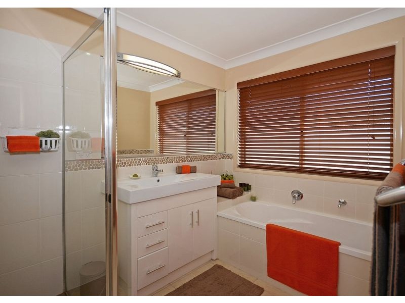63 Bounty Circuit, Eli Waters QLD 4655