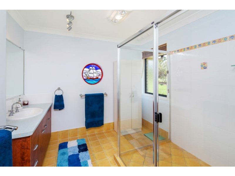 38 Jimilee Street, Dundowran Beach QLD 4655