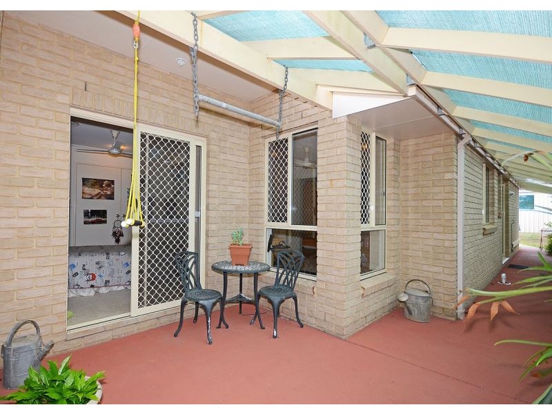 8 Delmo Court, Urraween QLD 4655