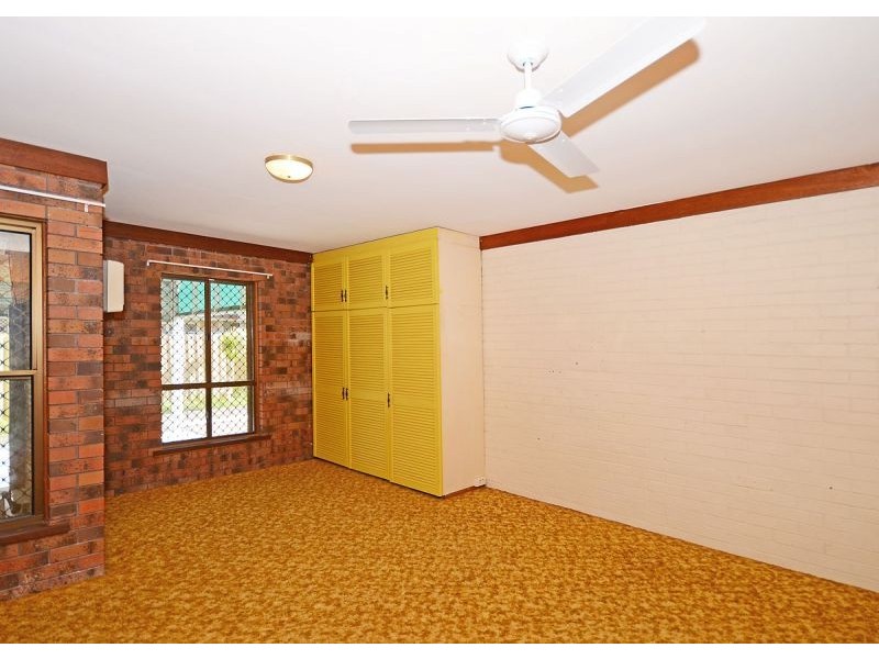 76 Miller Street, Urangan QLD 4655