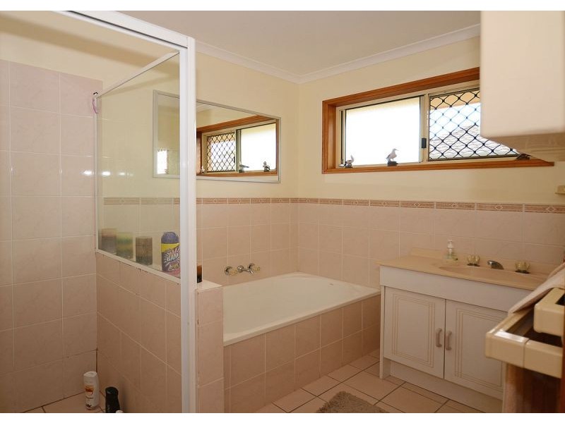 38 Thornbill Drive, Eli Waters QLD 4655