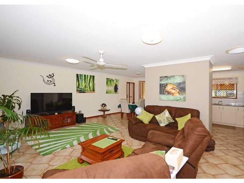 38 Thornbill Drive, Eli Waters QLD 4655