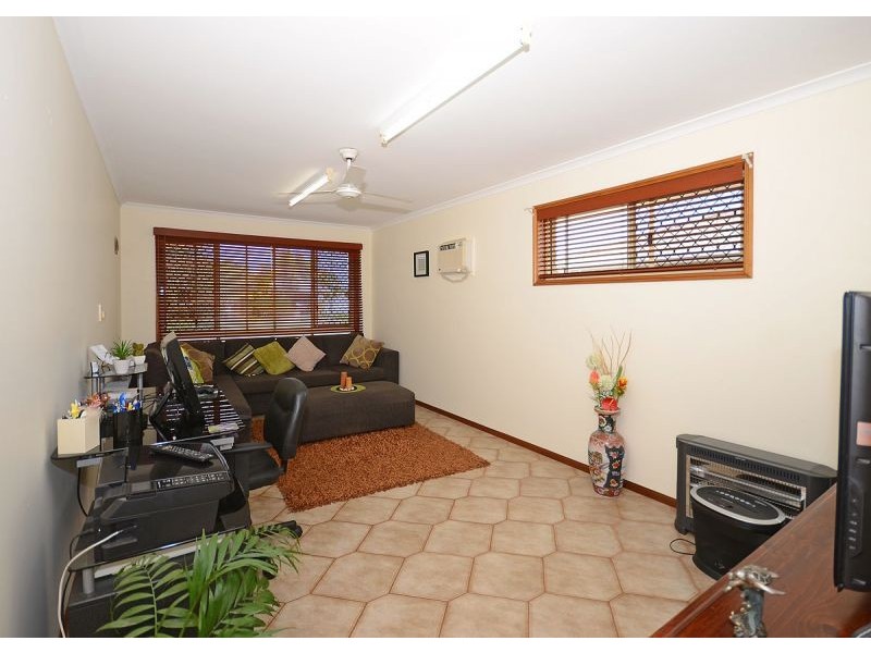 38 Thornbill Drive, Eli Waters QLD 4655