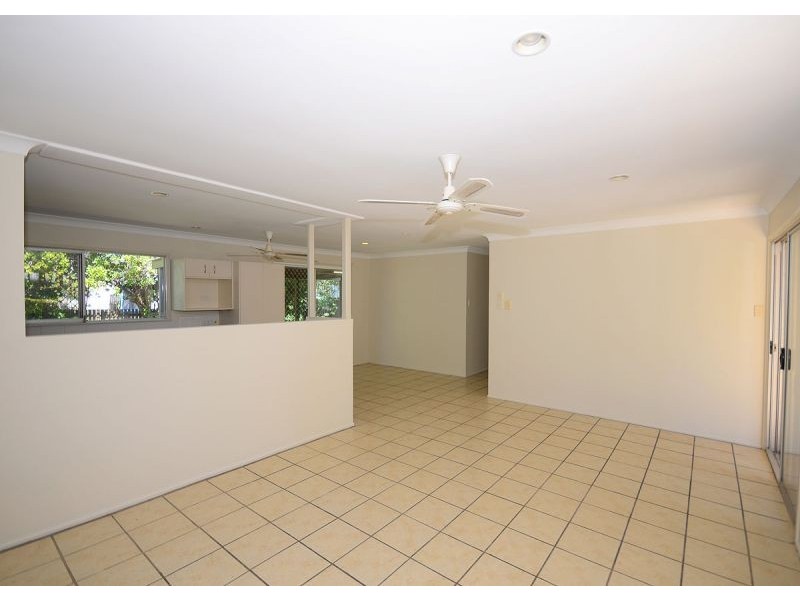 12 Kehlet Street, Point Vernon QLD 4655