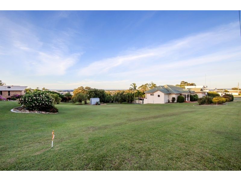 16 Sovereign Court, Urraween QLD 4655