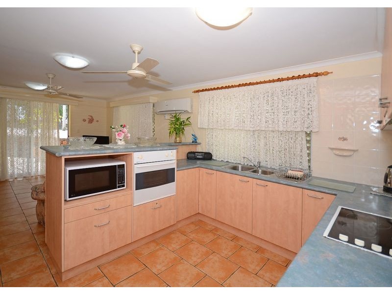 388 Esplanade, Torquay QLD 4655