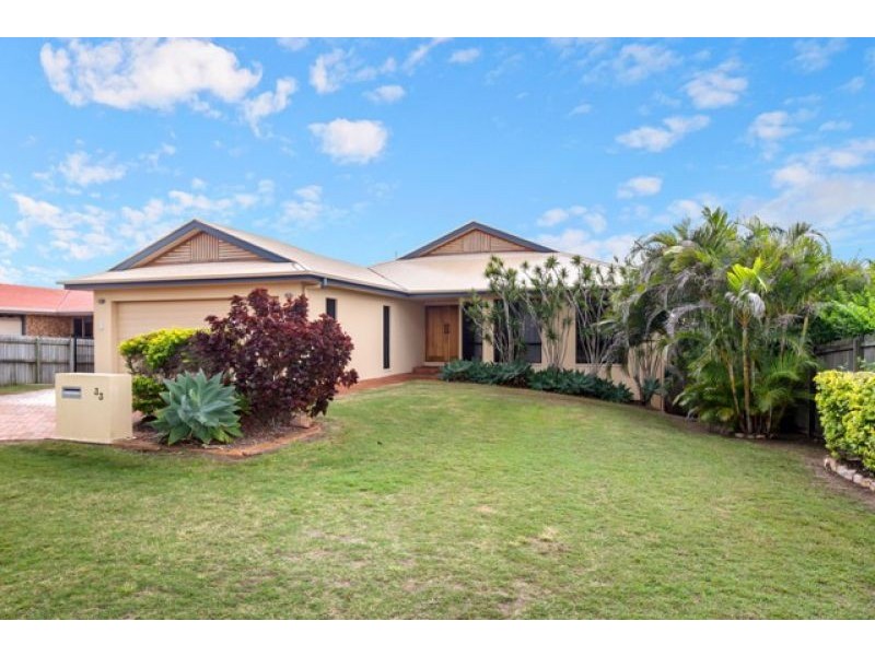 33 Royal Drive, Kawungan QLD 4655