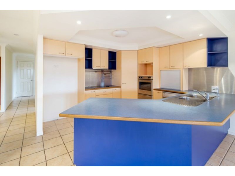 33 Royal Drive, Kawungan QLD 4655