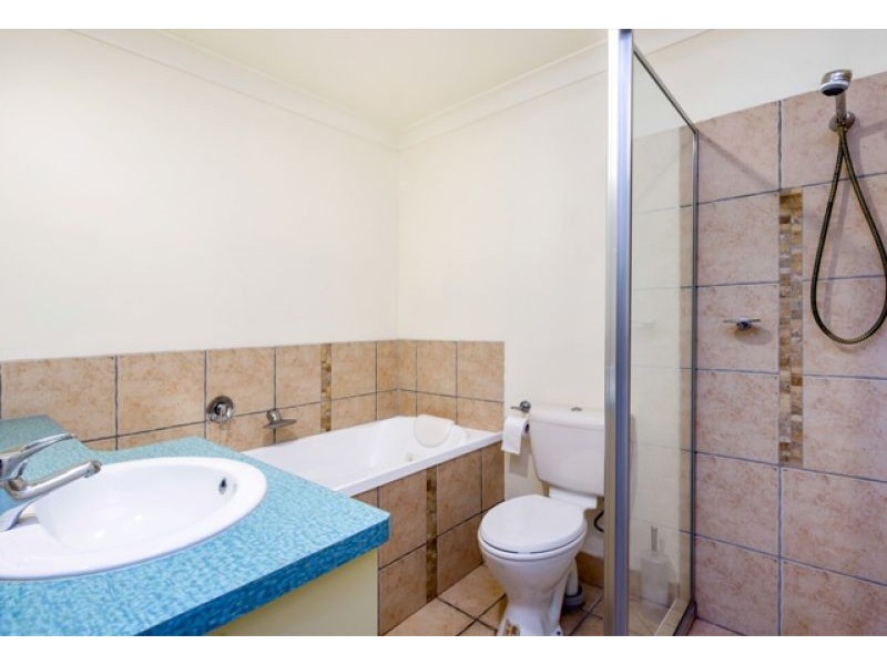 33 Royal Drive, Kawungan QLD 4655