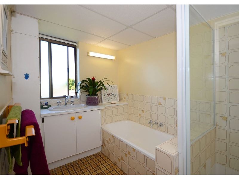 Unit 8/242 ‘Waimarama’ Esplanade, Pialba QLD 4655