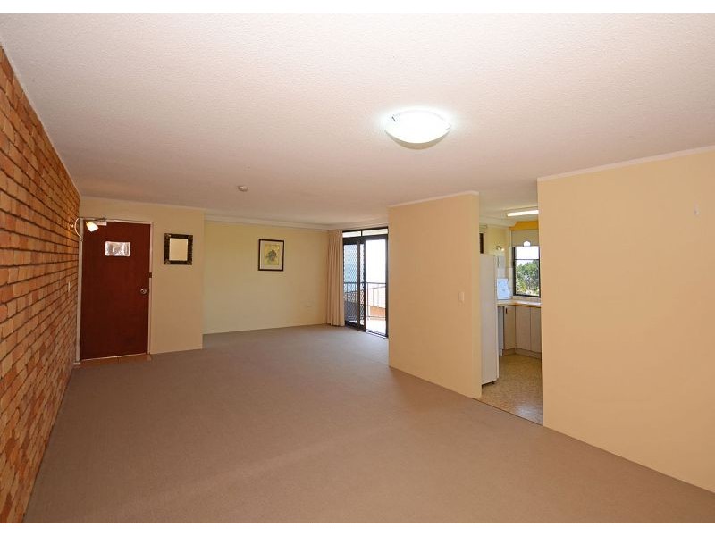 Unit 8/242 ‘Waimarama’ Esplanade, Pialba QLD 4655