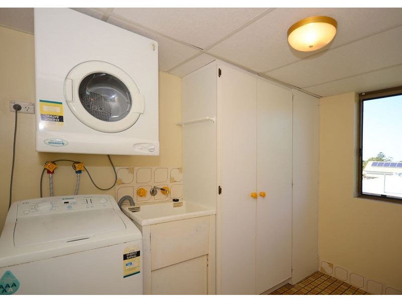 Unit 8/242 ‘Waimarama’ Esplanade, Pialba QLD 4655