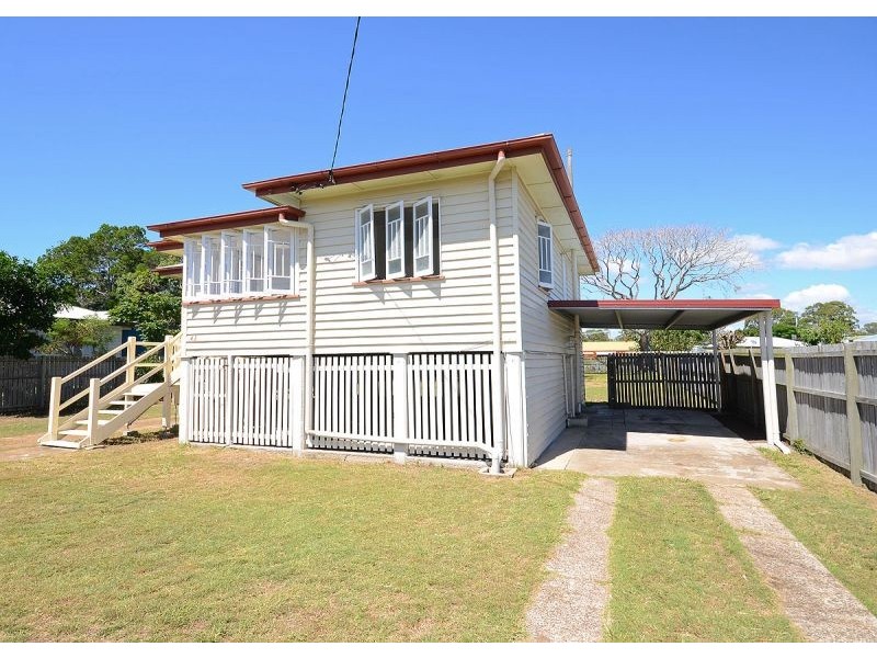 43 Shell Street, Urangan QLD 4655