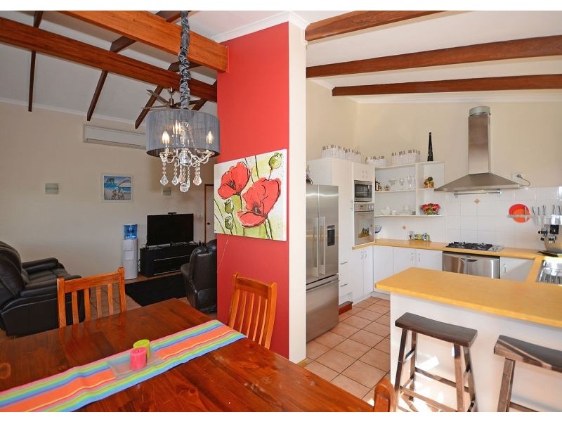 21 Alexander Street, Torquay QLD 4655