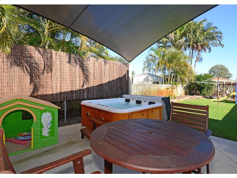 21 Alexander Street, Torquay QLD 4655